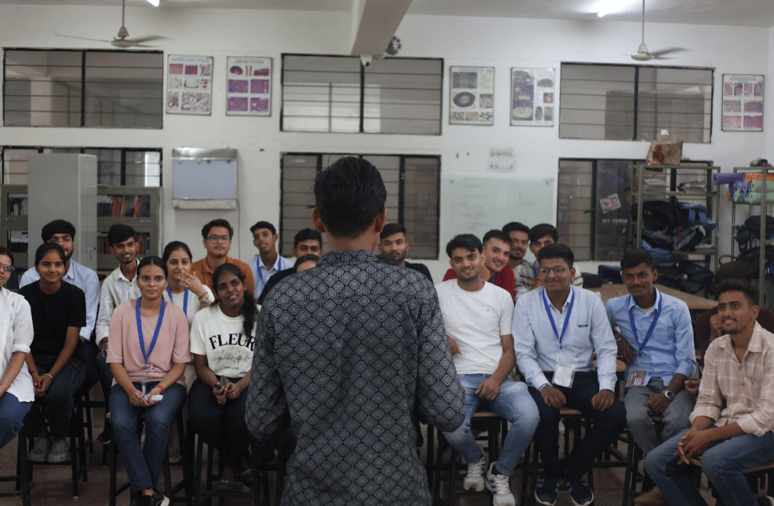 Vivekananda Global University collaborating with NIAT Students photo 15